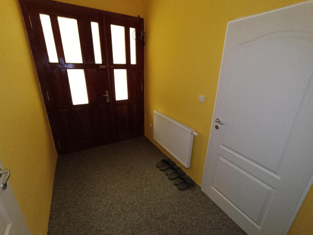 Apartman Horni Slavkov Hodinarstvi المظهر الخارجي الصورة