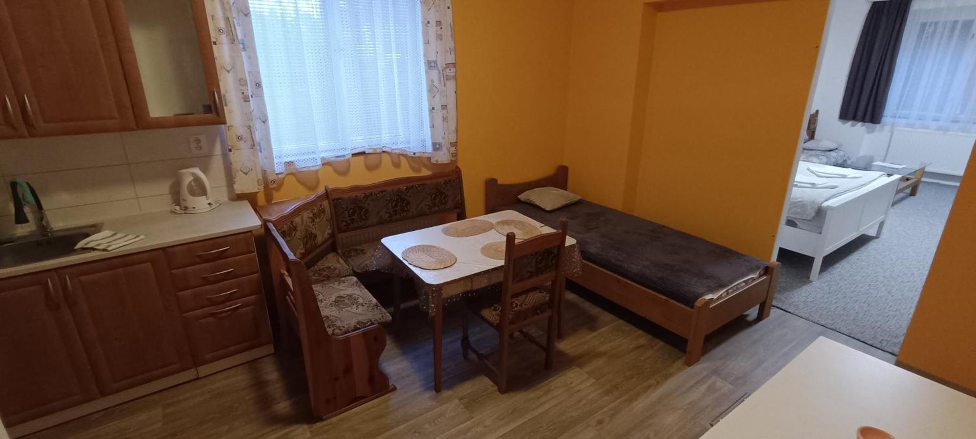 Apartman Horni Slavkov Hodinarstvi المظهر الخارجي الصورة